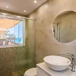 Luxe Discret Avenida Del Mar Apartment Marbella