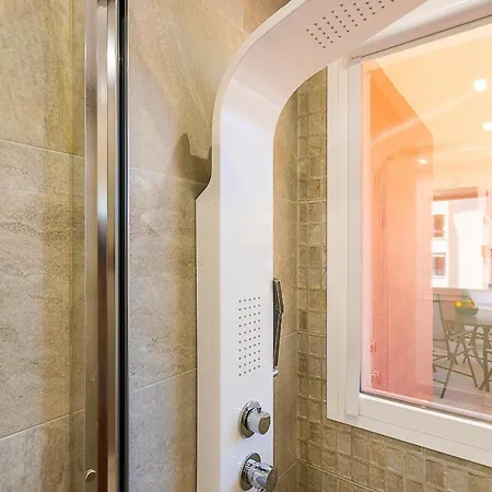 Luxe Discret Avenida Del Mar * Marbella