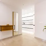 Luxe Discret Avenida Del Mar Apartment Marbella